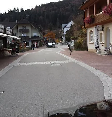 מלון דירות 12 In Kupferkanne